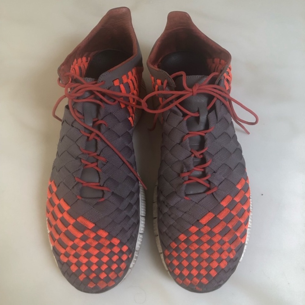 Free Inneva Woven “Crimson”